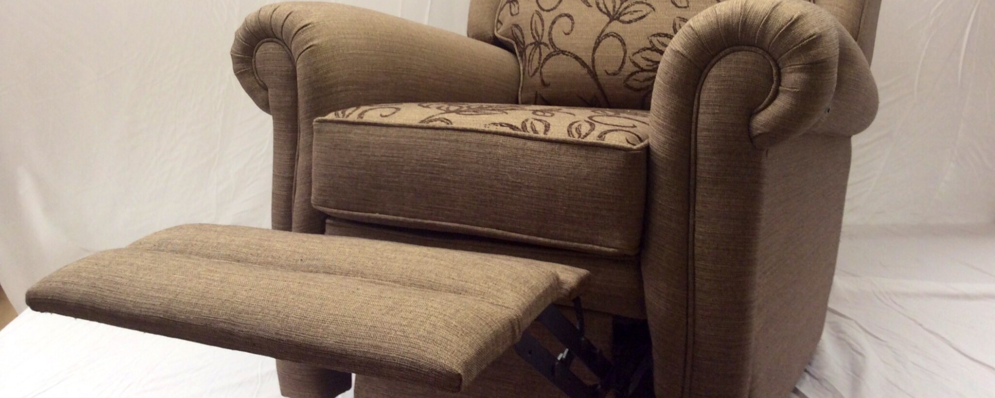 designer reclining chairs cannock